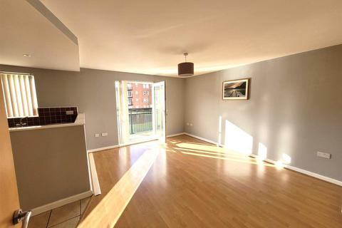 2 bedroom apartment to rent, Ellerman Road, Liverpool L3