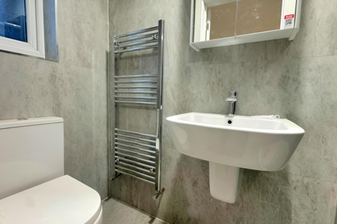 undefined, Aldborough Spur, Slough, Berkshire, SL1