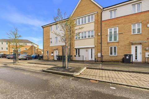 Harn Road, Hampton Centre, PE7
