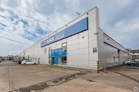 Retail property (high street) to rent, 29 Saracen St Glasgow G22 5HT