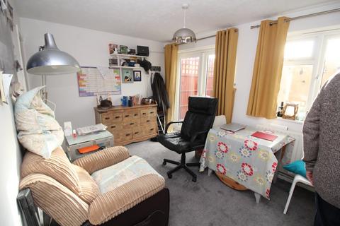 undefined, Essex Court, Gravesend DA11