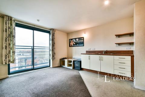 undefined, Chapel Street, Salford, Greater Manchester, M3