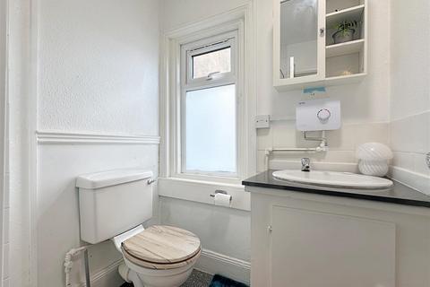 Studio to rent, Lansdowne Place, Hove BN3