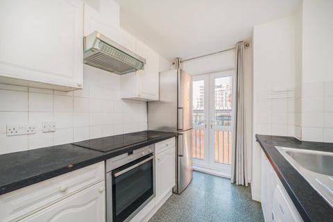 2 bedroom flat for sale, Caravel Close, Isle of Dogs, London, E14