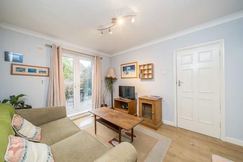 2 bedroom maisonette for sale, Grove Close, Kingston Upon Thames KT1