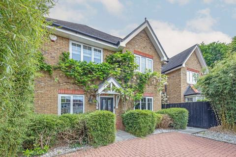 undefined, Oakhurst Close, Kingston Upon Thames KT2