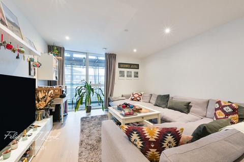 3 bedroom apartment for sale, River Gardens Walk, Greenwich, SE10