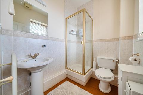 3 bedroom maisonette for sale, St. Georges Court, Trowbridge BA14