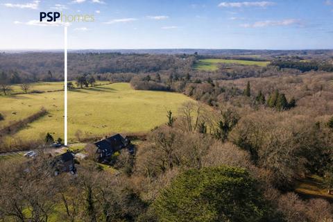 undefined, Character cottage with stunning rural views | Wakehurst Place, Ardingly