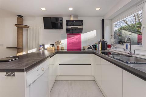 3 bedroom flat for sale, Waxham, Mansfield Road Hampstead