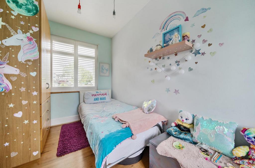 Davidson Frost-Wellings, DFW, Woodhill Crescent, B