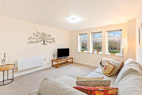 2 bedroom flat for sale, The Laurels, Leicester
