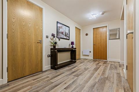 2 bedroom flat for sale, The Laurels, Leicester