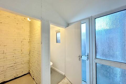 2 bedroom terraced house for sale, Vernon Road, Towcester, NN12