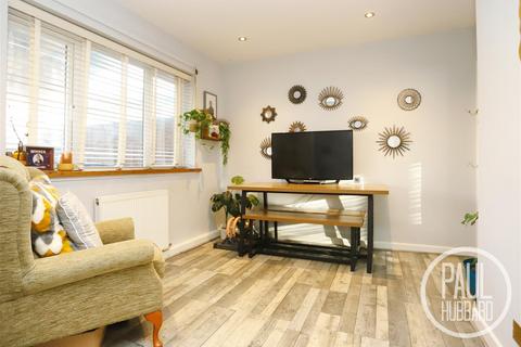 3 bedroom end of terrace house for sale, Lincoln Avenue, Gorleston, NR31