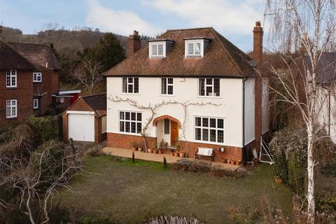undefined, Yew Tree Road, Dorking