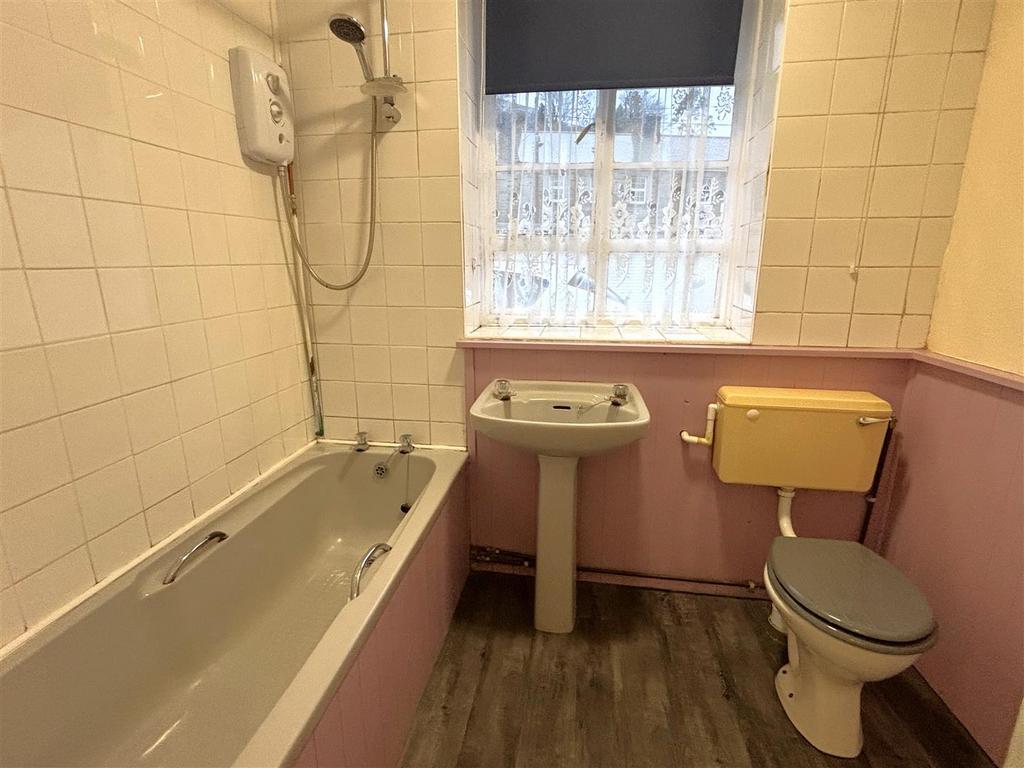 Bathroom.jpeg