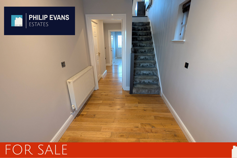 undefined, Clos Gerallt, Llanbadarn Fawr SY23