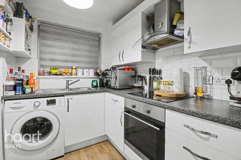 2 bedroom flat for sale, Dock Road, Tilbury