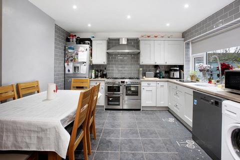 4 bedroom end of terrace house for sale, Hopes Close, Teignmouth, TQ14