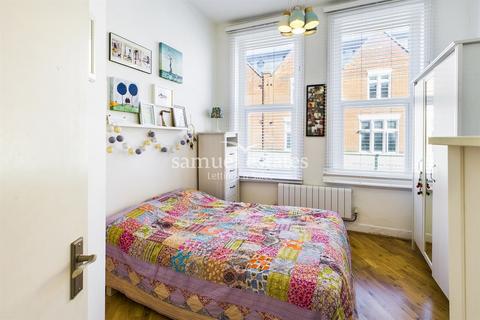 1 bedroom flat for sale, Balham, London, SW12