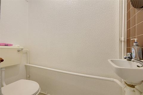 undefined, Waltham Gardens, Enfield, Middlesex, EN3