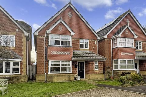 4 bedroom detached house for sale, Crosshaven, Littlehampton BN17