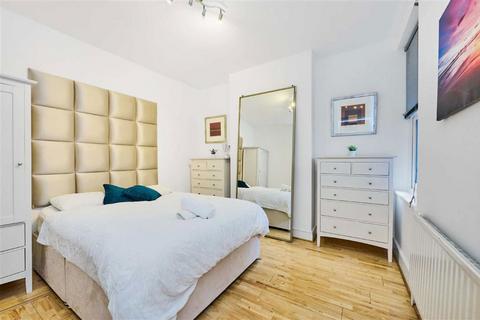 2 bedroom flat to rent, Liberty Street, London SW9