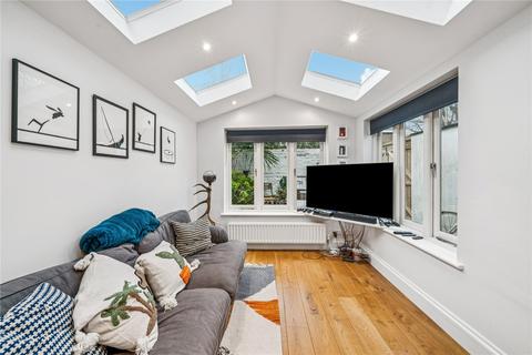 2 bedroom apartment for sale, Abyssinia Road, SW11