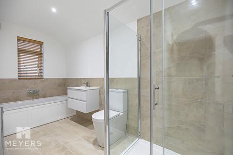 3 bedroom flat for sale, Christchurch BH23