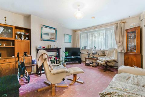 3 bedroom terraced house for sale, Linden Chase, Uckfield TN22