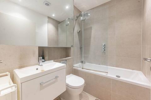 1 bedroom flat to rent, Roxborough Avenue, Harrow, HA1