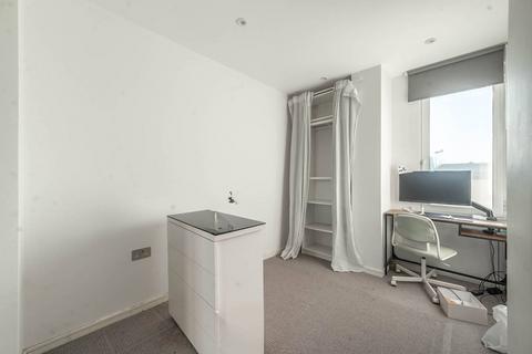 1 bedroom flat to rent, Roxborough Avenue, Harrow, HA1