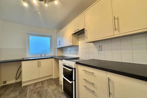 2 bedroom flat to rent, Summercourt Way, Brixham, TQ5 0DY
