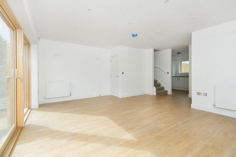 undefined, Williams Mews, London, SE4