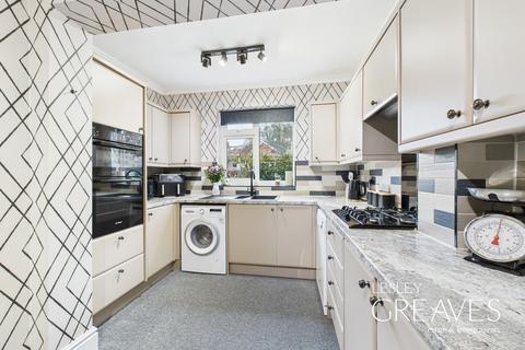 4 bedroom semi-detached house for sale, Farnsfield Avenue, Burton Joyce, Nottingham