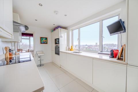 undefined, Parkside, Court Downs Road, Beckenham, BR3