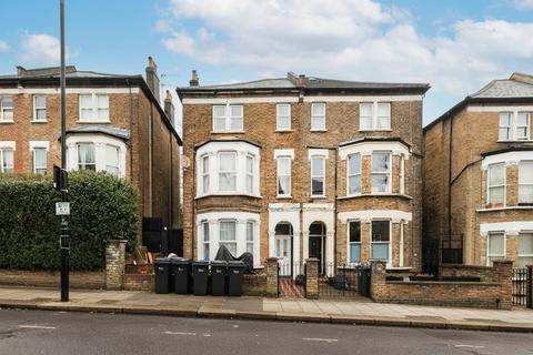 Studio to rent, Fordwych Road, London NW2