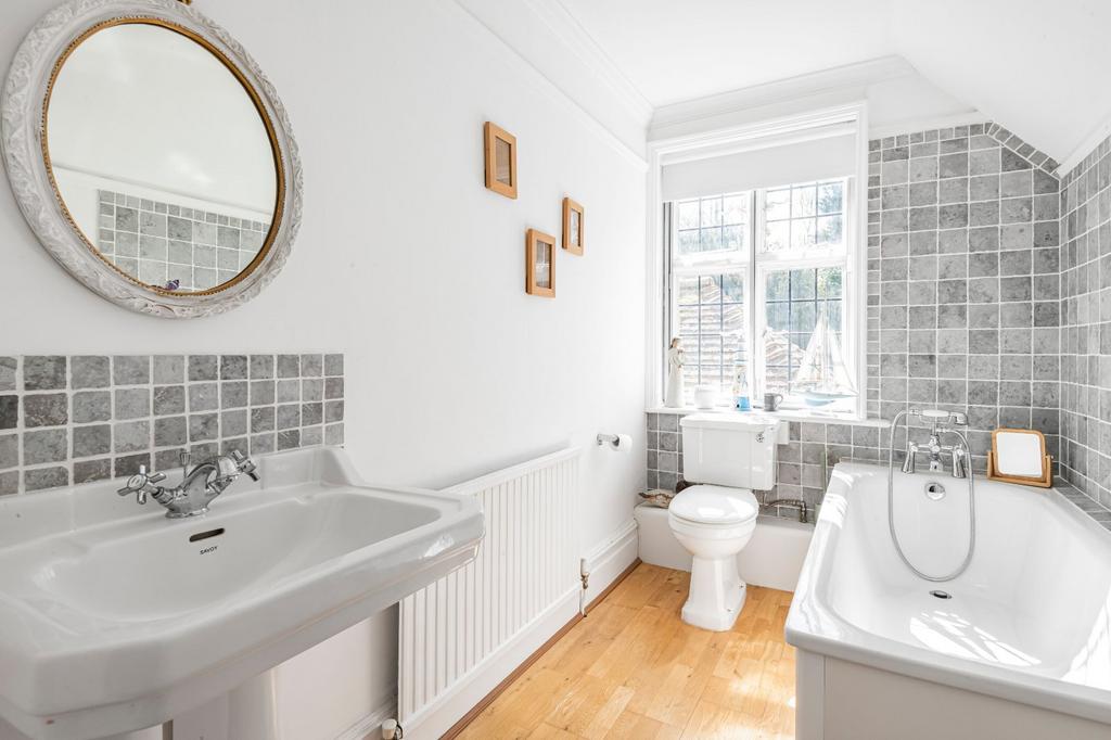 Cottage Bathroom
