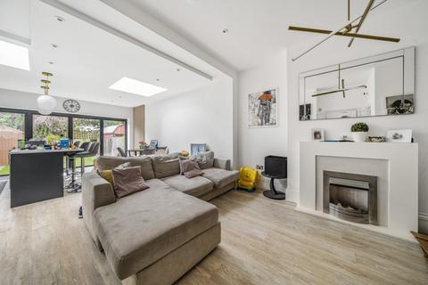 undefined, Drayton Gardens, London, W13