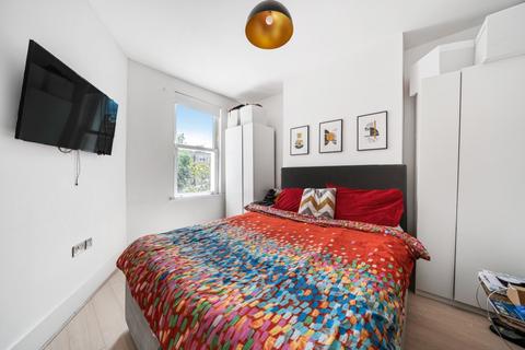 undefined, Drayton Gardens, London, W13