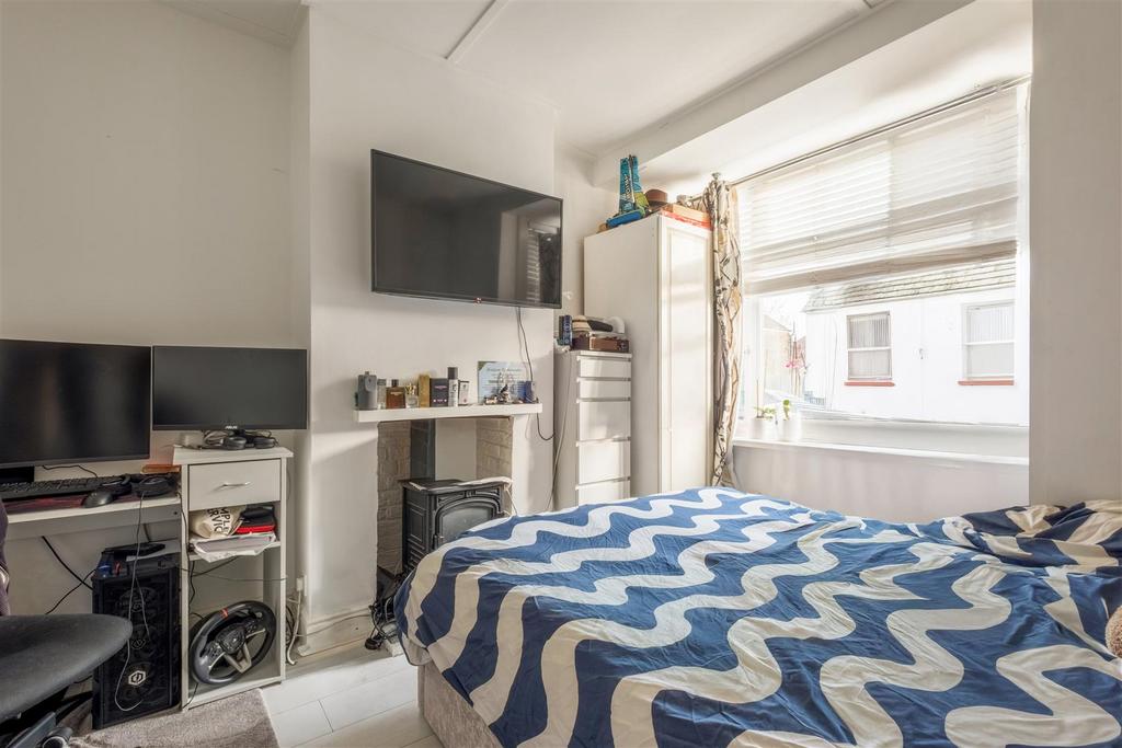 43 Eastbrook Road-5.jpg
