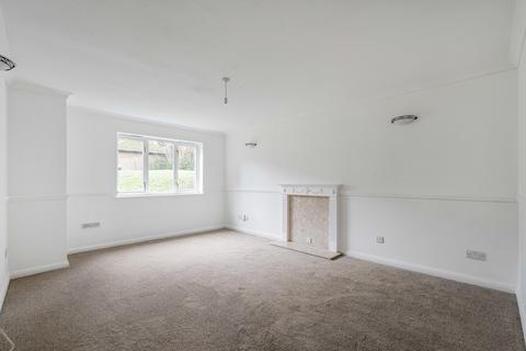 2 bedroom apartment for sale, South Croydon