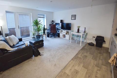2 bedroom apartment to rent, New Bernard Street, Hanley