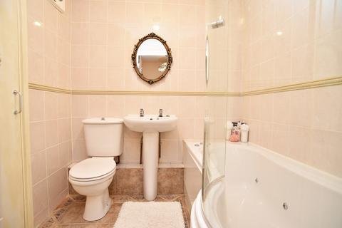 2 bedroom apartment for sale, Bramham Drive, Harrogate