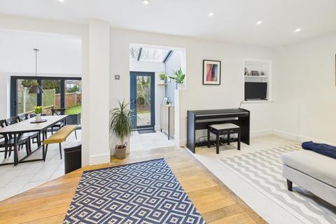 4 bedroom link detached house for sale, St Andrews Street North, Suffolk IP33