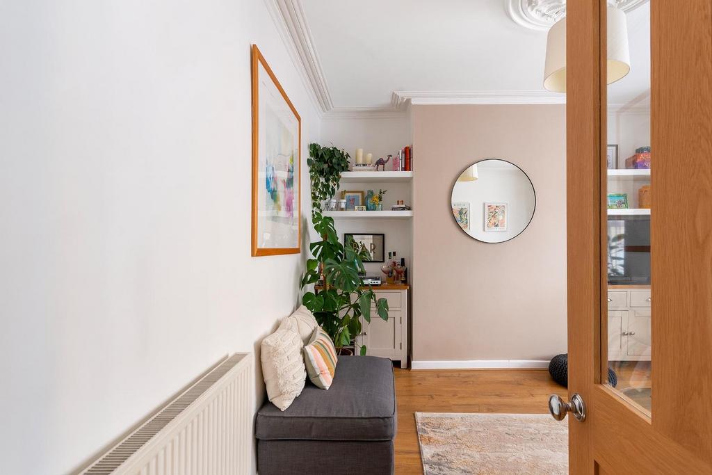 5 W0 SBTN - Living Room E.jpg