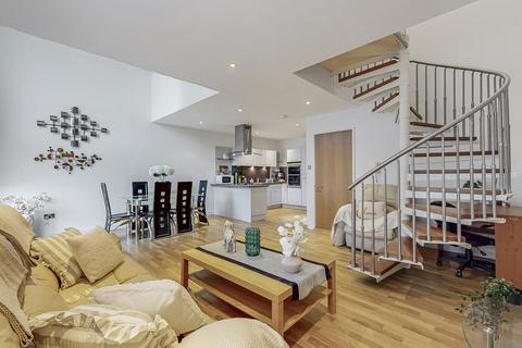 2 bedroom flat for sale, Dunlop Street, Glasgow G1