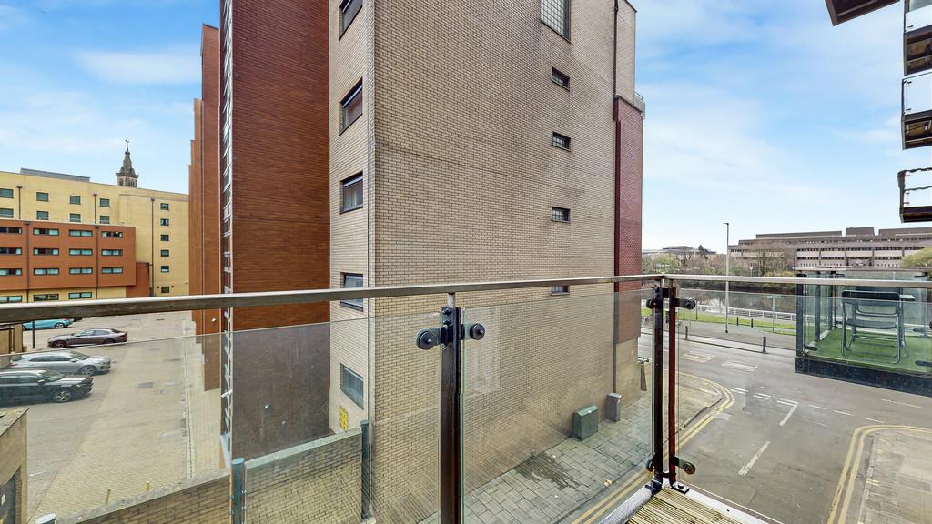 35-print-87 Dunlop Street Flat 1.8 The Metropole 3
