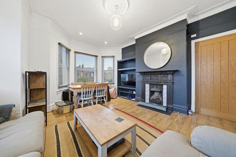 2 bedroom maisonette to rent, Telford Avenue, Streatham SW2